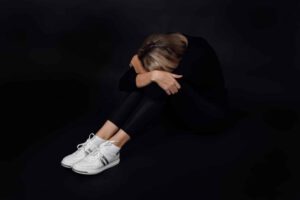 Gaslighting Examples and Signs: How to Know It’s Happening to You